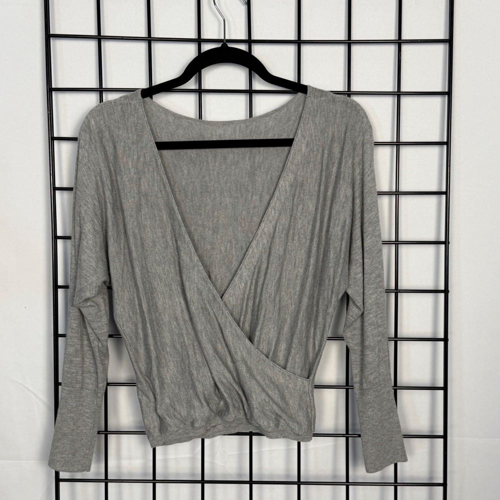 Alice + Olivia Surplice Sweater Womens XS Grey Cashmere Blend Draped Deep V